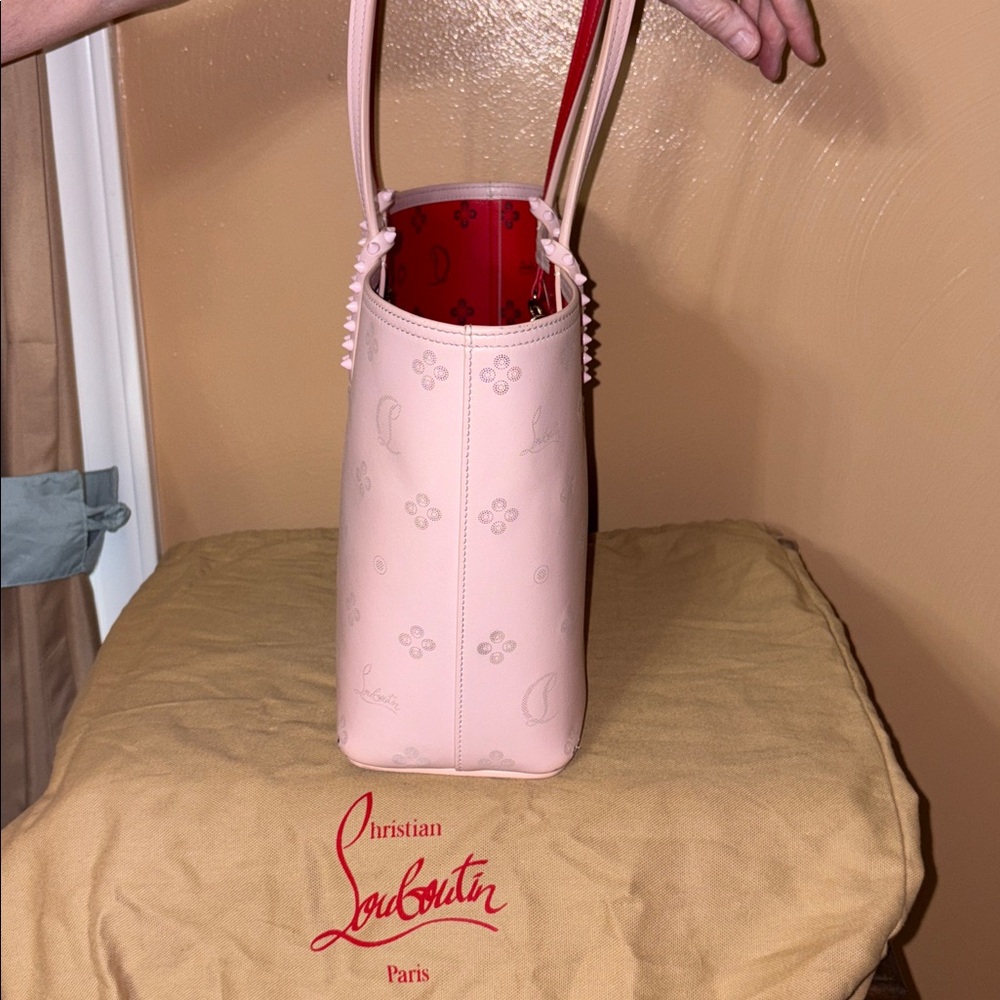 Christian Louboutin Light Pink Tote with Red Interior - Picture 3 of 16
